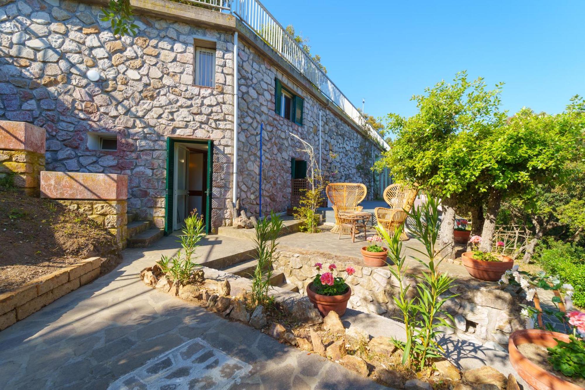 Casa William - Villa E 2 Dependance Porto Azzurro Exterior photo
